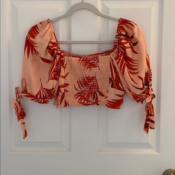 🌺Cute Tops Bundle🌺 - Picture 6 of 6